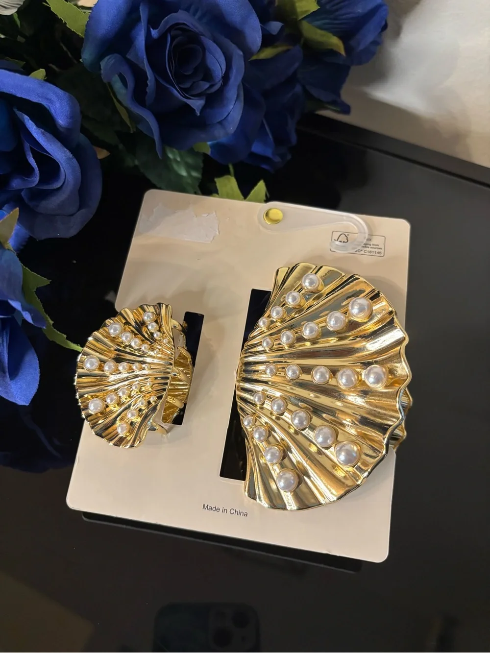 NWT Piper K Gold Pearl Shell Jaw Clips - Small and Large - 2PC
